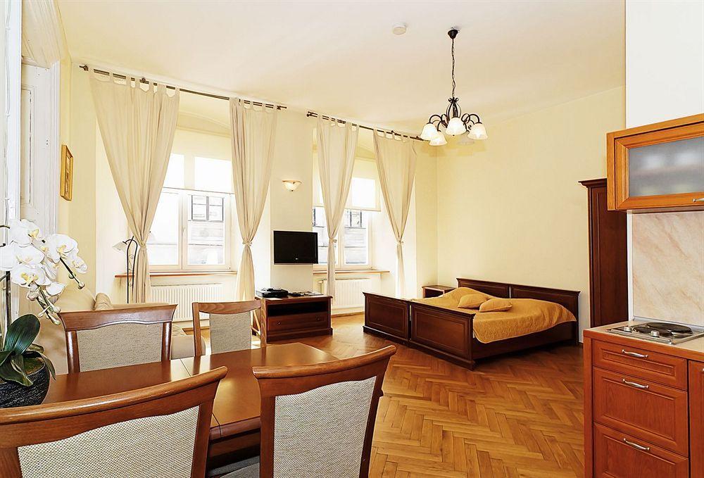 Szczepanska 3 Apartmenthouse Krasków Exteriör bild